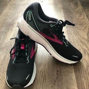 Womens Brooks Ghost 14